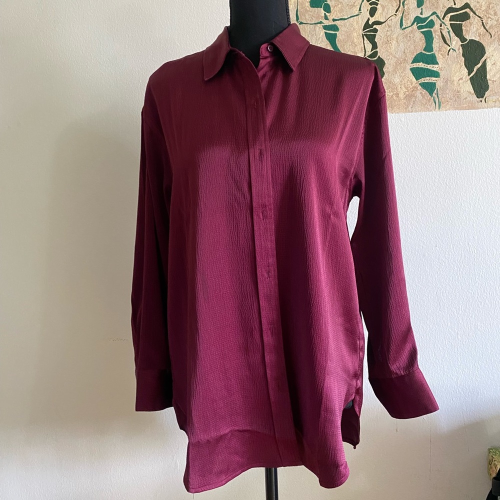 Banana republic silk shirt. Like new.